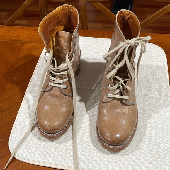 The Frye Company, sabrina 6G Lace Up boots - Picture 4 of 6